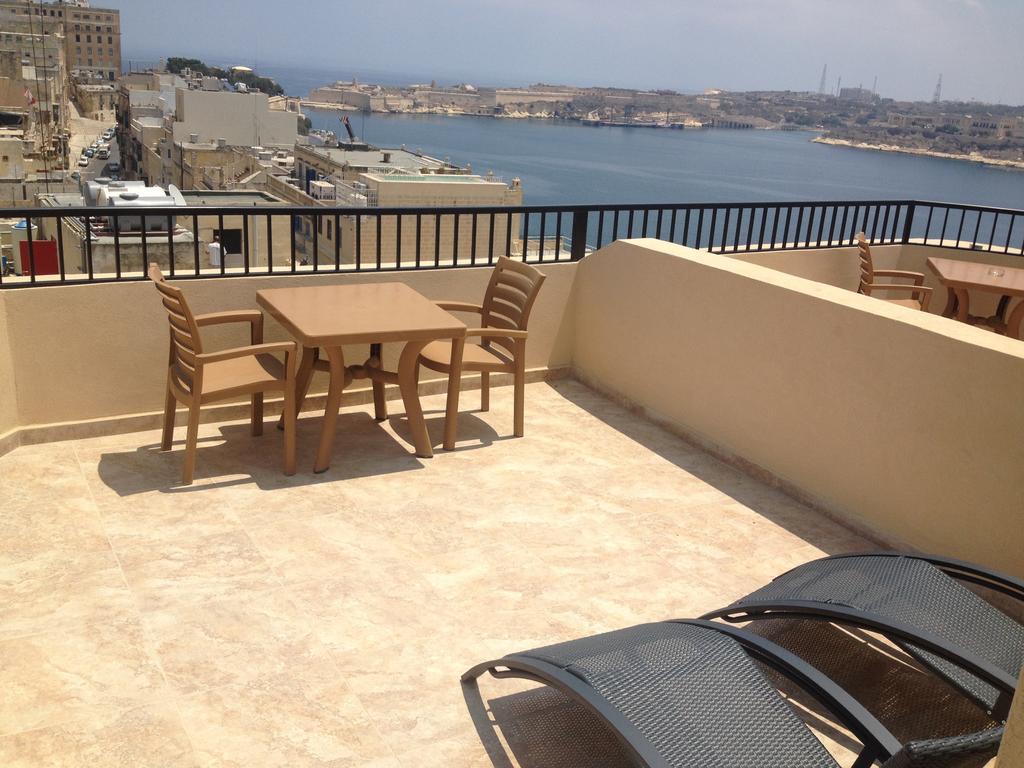 Grand Harbour Hotel Valletta Szoba fotó